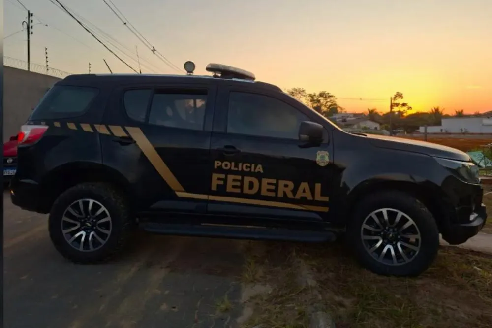 PF investiga esquema que levava veículos roubados no RS para o Uruguai