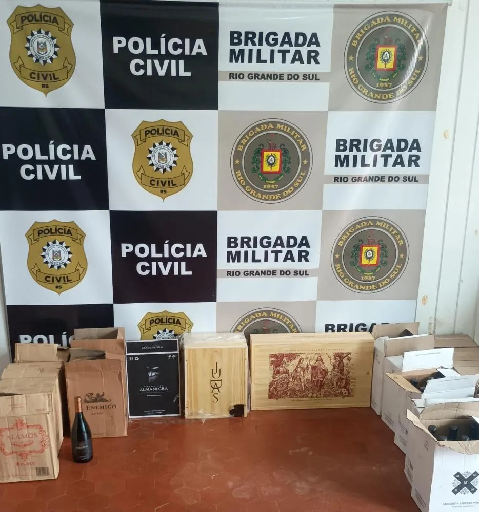 Brigada Militar e Polícia Civil apreendem vinhos de origem estrangeira em Três Passos - RD Foco 